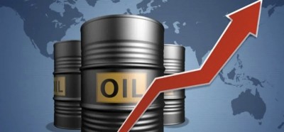 خام برنت يرتفع مجددا فوق مئة دولار للبرميل