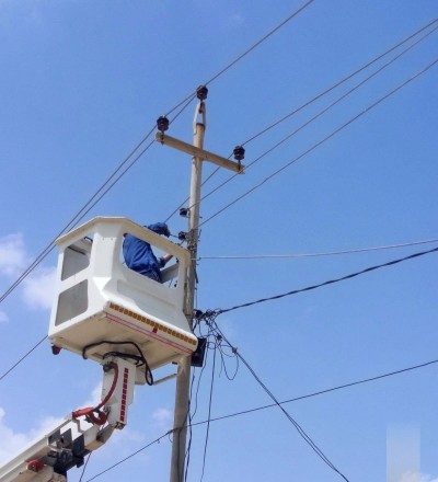 كهرباء ذي قار تزيل 466 تجاوزا على الشبكة الكهربائية خلال اسبوع واحد