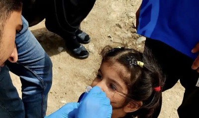 فرق البطحاء الصحية تقدم أكثر من 200 جرعة لقاح للأطفال في القرى النائية غرب الناصرية