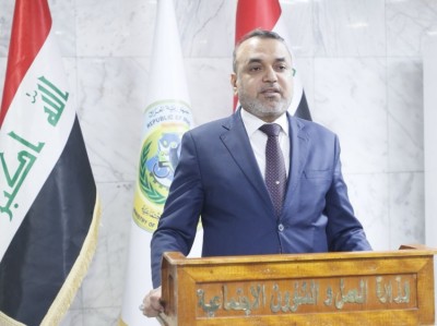 وزير العمل يعلن شمول فئة جديدة بالضمان الصحي المجاني