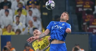 الهلال يخطف تعادل مجنون من النصر في ديربي الدوري السعودي