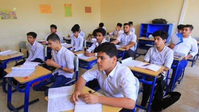 أكثر من 42 ألف طالب وطالبة يتوجهون غدا لأداء الامتحانات الوزارية للمرحلة المتوسطة في ذي قار