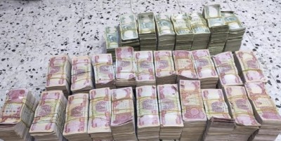 سرقة مبلغ 150 مليون دينار من مركبة في قضاء الناصرية والشرطة تفتح تحقيقا
