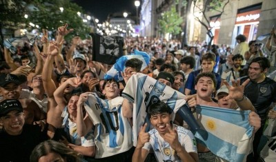 50 ألف مشجع أرجنتيني يغزون نيويورك قبل نهائي كأس العالم