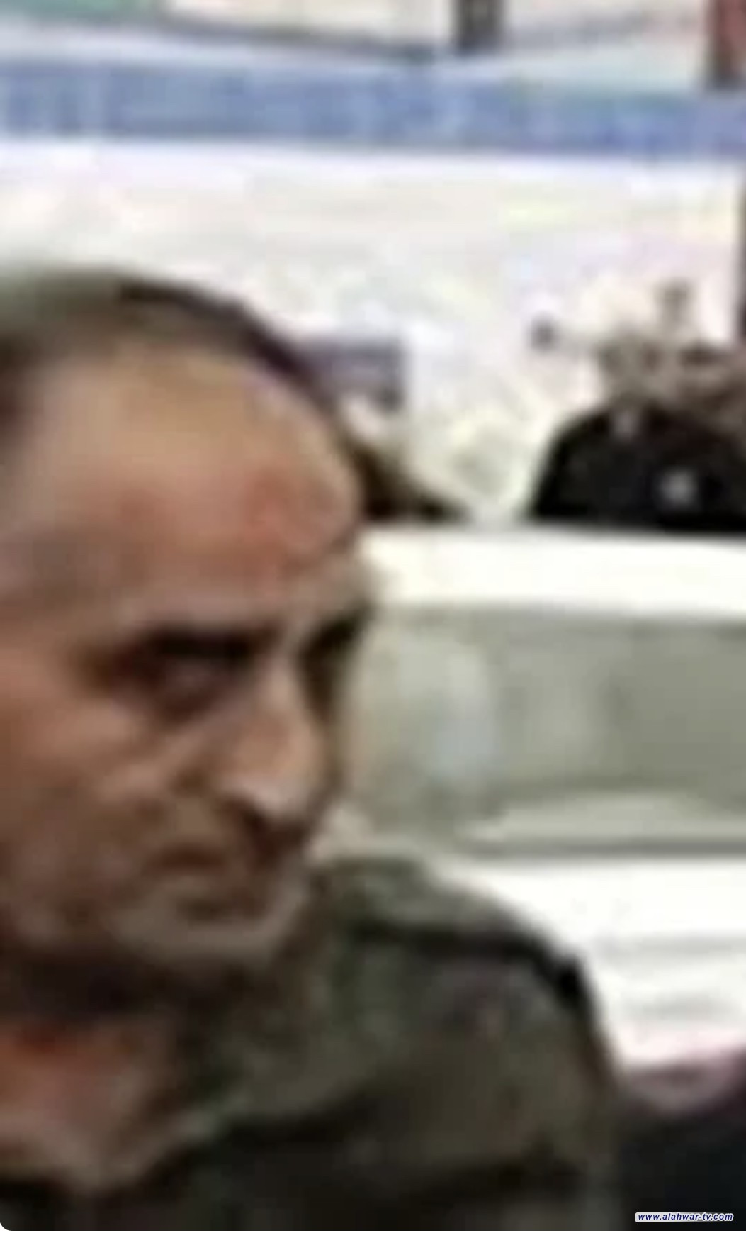 من حق الجبان أن يكون جبانا..!