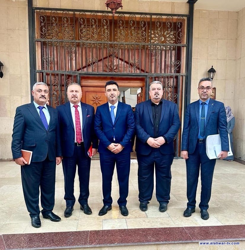 نائب محافظ ذي قار يحضر اجتماعا موسعا في مكتب رئيس الوزراء لمعالجة شح المياه في قضاء سيد دخيل.