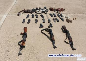 ضبط اسلحة و أعتدة والقبض على مطلوبين خلال ممارسة أمنية في الناصرية