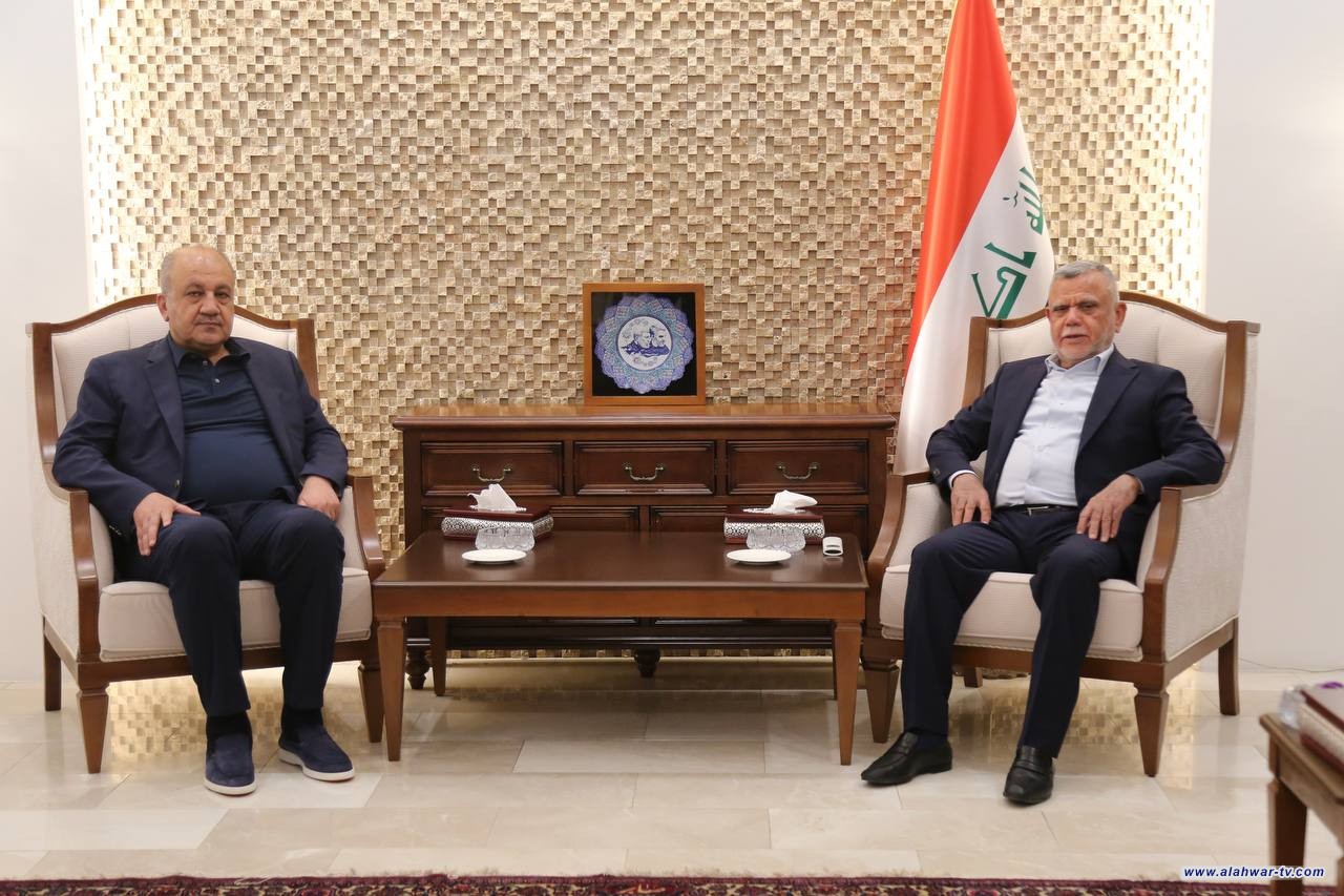 العامري ووزير الدفاع يبحثان تطوير قدرات الجيش العراقي