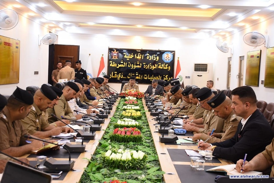 قائد شرطة ذي قار يترأس اجتماعا أمنيا موسعا