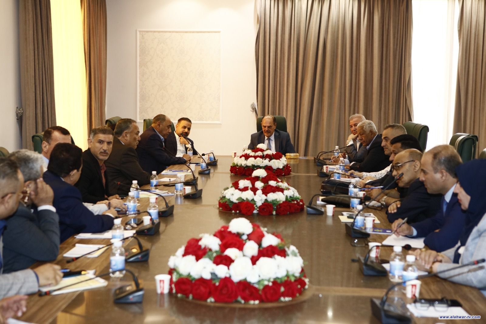 نقيب الصحفيين العراقيين يترأس اجتماعا موسعا لمناقشة استعدادات النقابة بعيد الصحافة العراقية