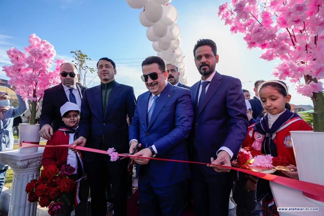 رئيس الوزراء يفتتح طريق (يا حسين) في محافظة ذي قار