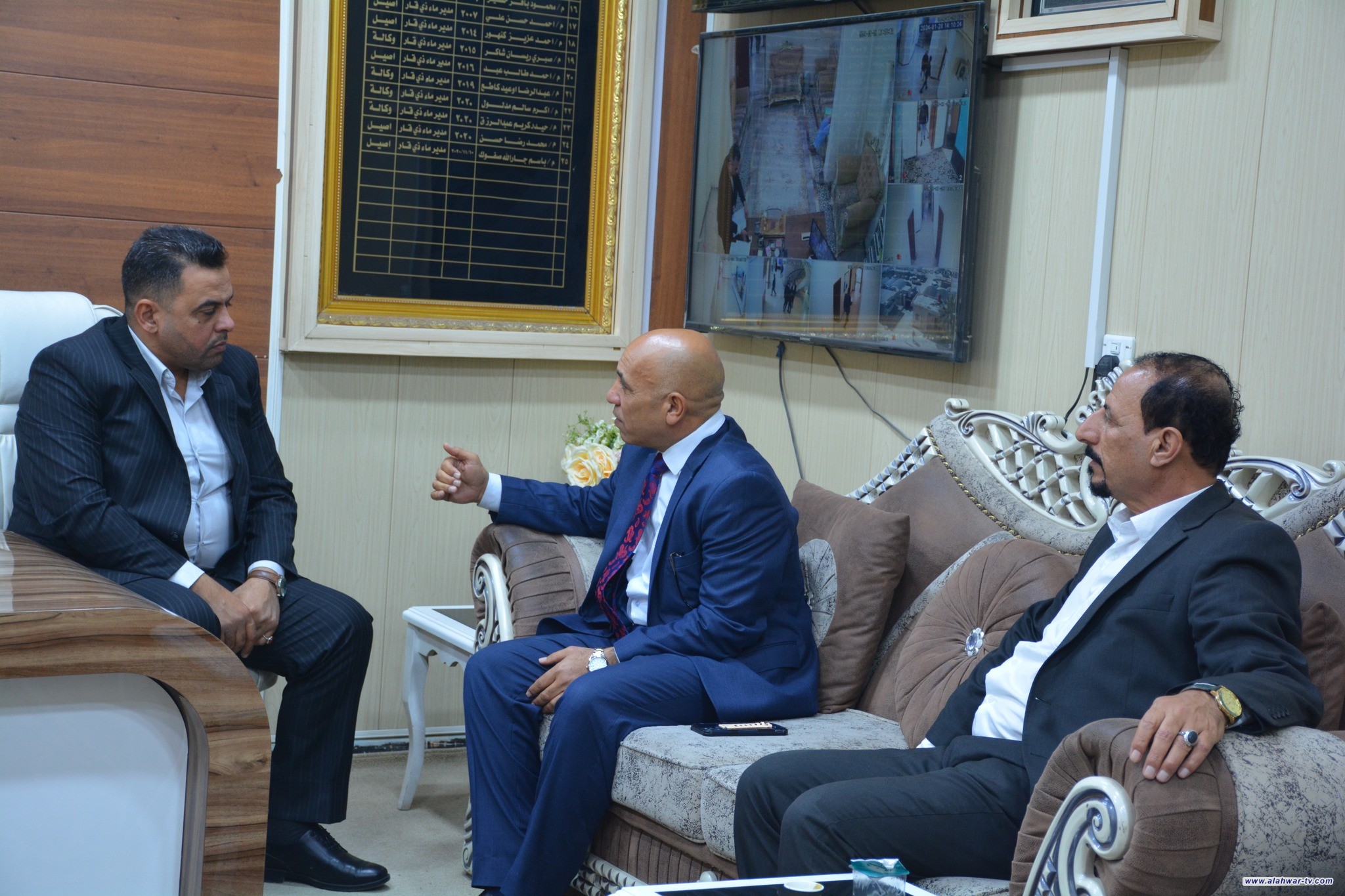 مدير مـاء محافظة ذي قـار  يستقبل مدير ناحية أور لمناقشة الواقع الخدمي فيما يخص قطـاع الماء