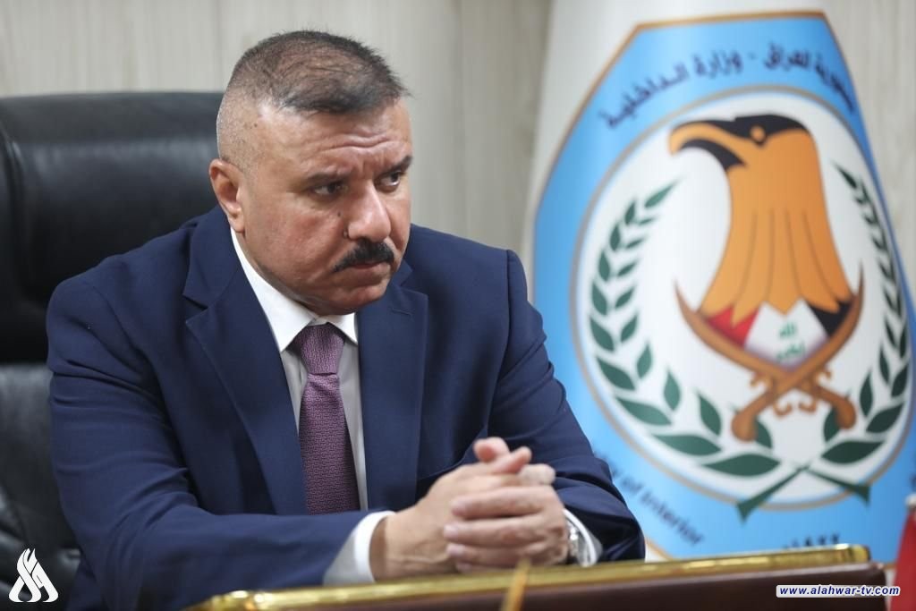 وزير الداخلية يوجه بتشكيل مجلس تحقيقي بحق قائد شرطة المثنى ويكلف نائبه بالادارة