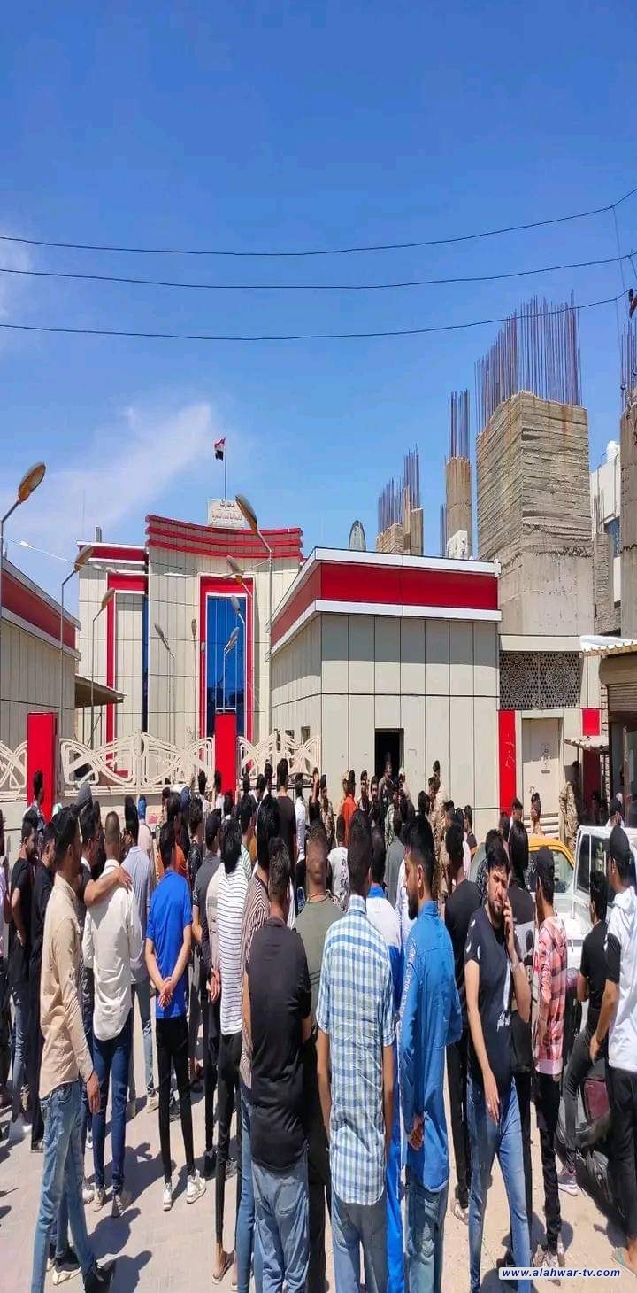 موظفي الاجراء اليوميين يهتفون بصوت واحد  مطالبين الحكومة بتحويلهم وفق قرار ٣١٥