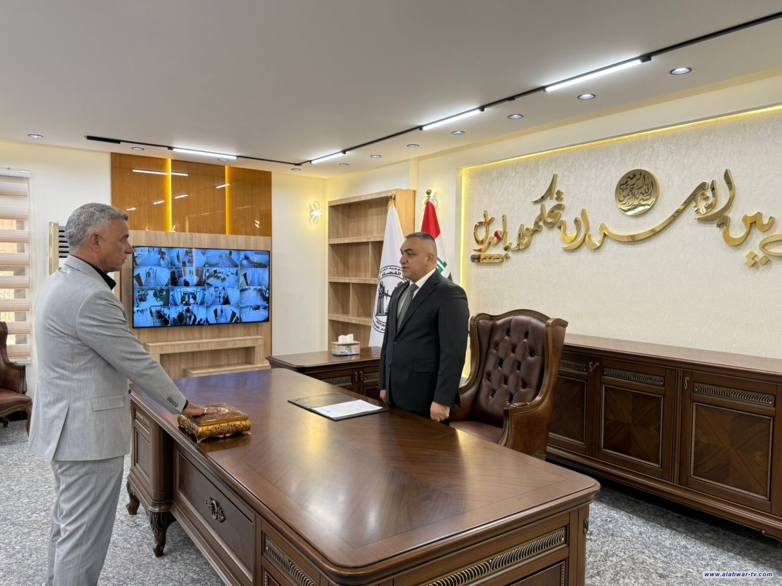 ناصر الطوكي يؤدي اليمين الدستورية عضواً في مجلس ذي قار بحضور المحافظ ورئيس المجلس