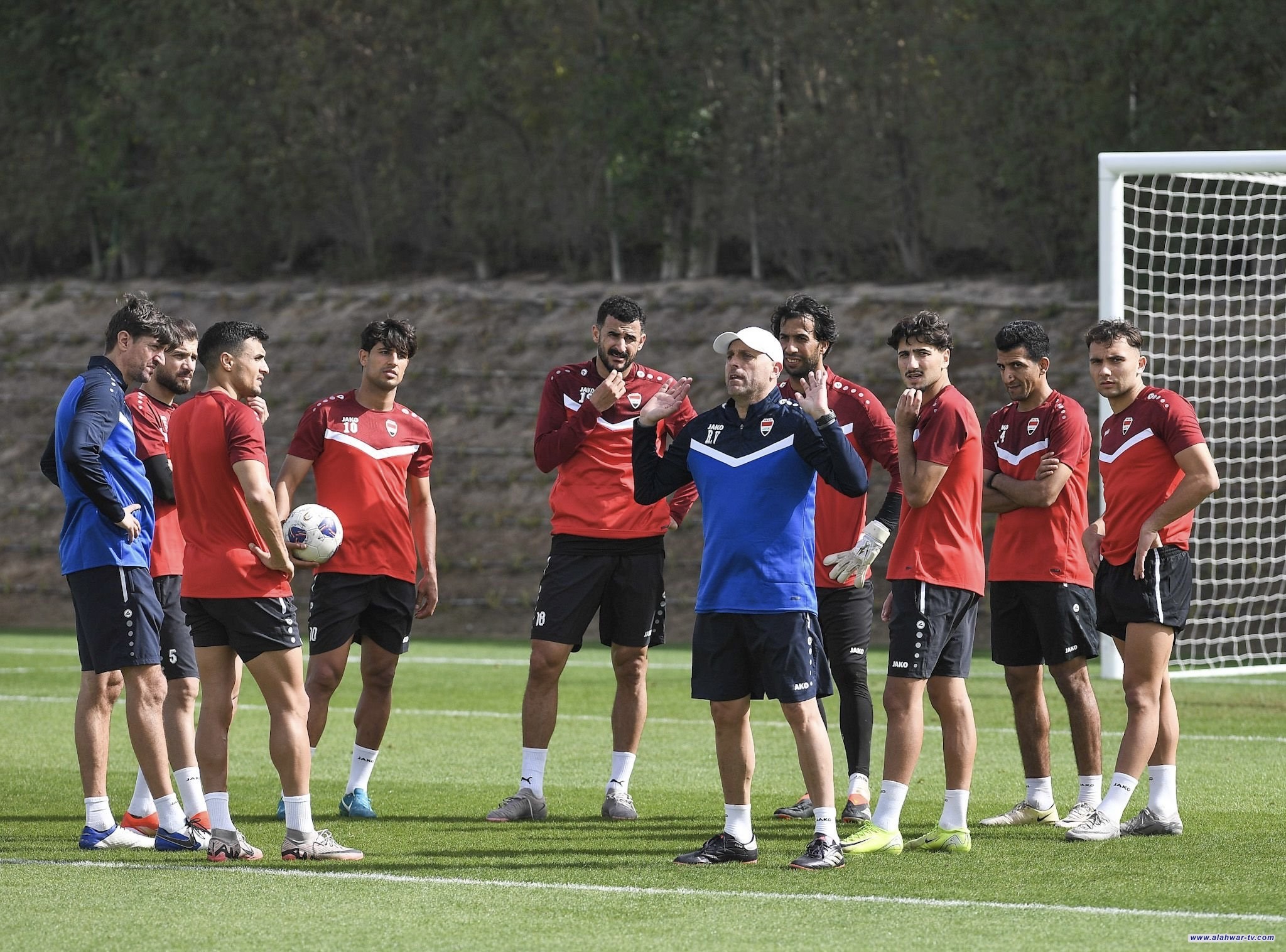 العماري يصل إلى معسكر قطر وبايش يتحصل على موافقة ناديه