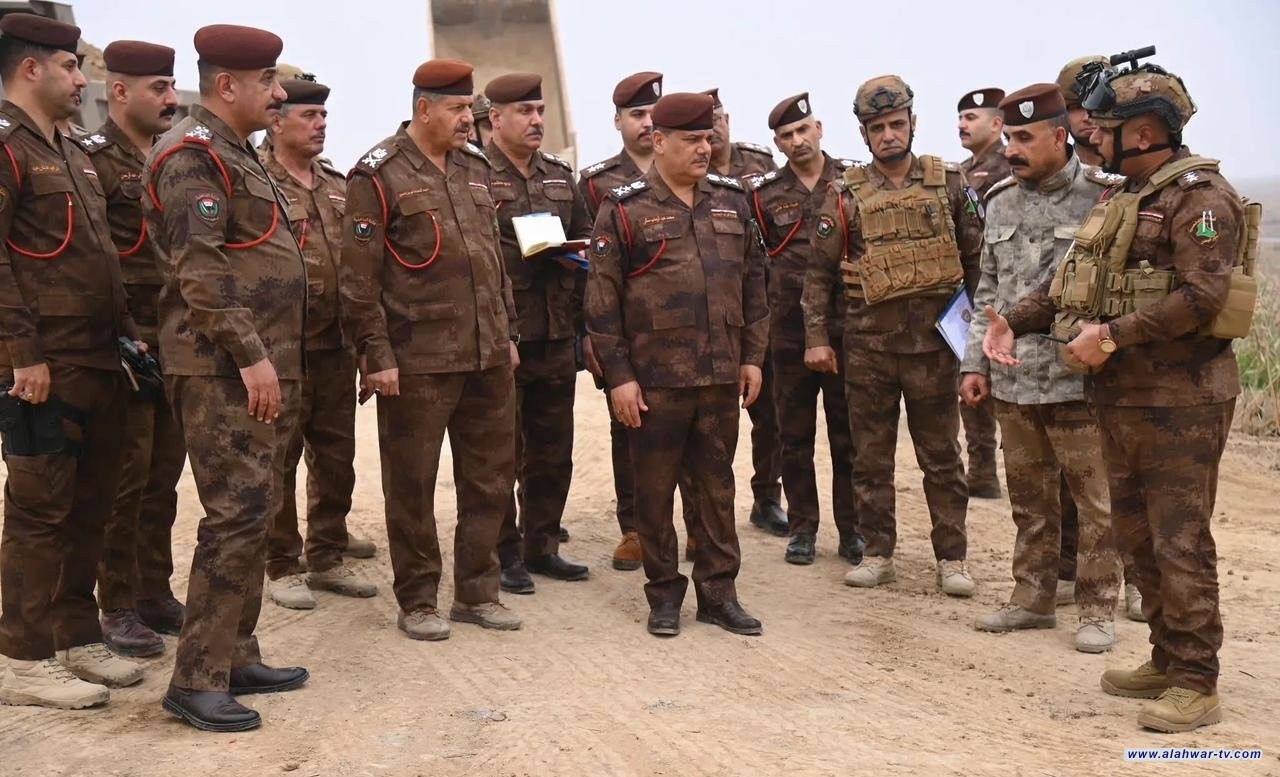 قائد قوات الحدود يؤكد أهمية إنجاز السدة الحدودية الترابية في المنطقة الثالثة