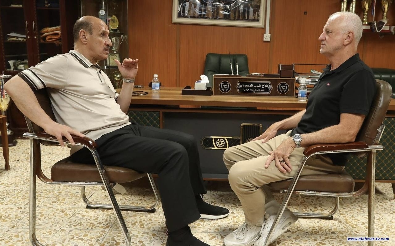 درجال وأرنولد يناقشان استعدادات المنتخب الوطني لمباريات الملحق الآسيوي