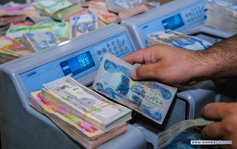 وزارة المالية تنفي وجود توجه لدفع الرواتب كل 45 يوما