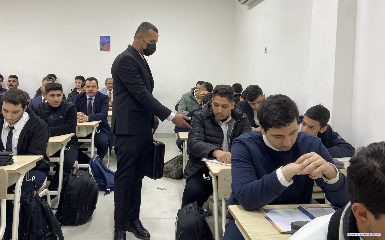 الأمن الوطني يعلن بدء استخدام الحقيبة الإلكترونية الذكية لمعالجة الغش في المدارس