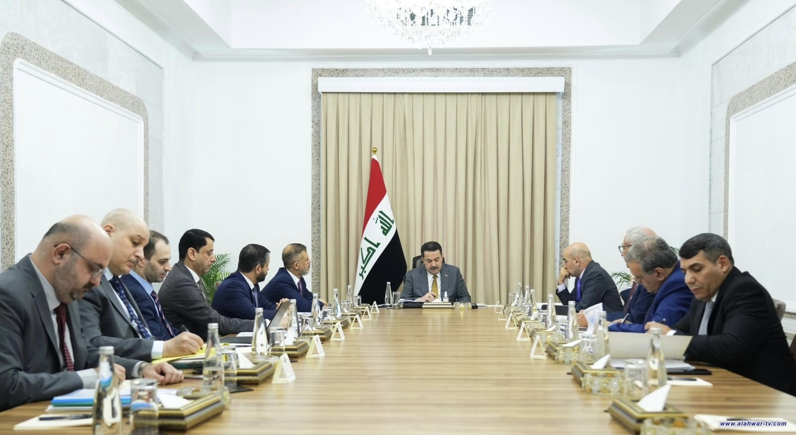 مكتب رئيس الوزراء: لجنة إعادة هيكلة الجهاز الحكومي تؤكد المضيّ بالاصلاحات