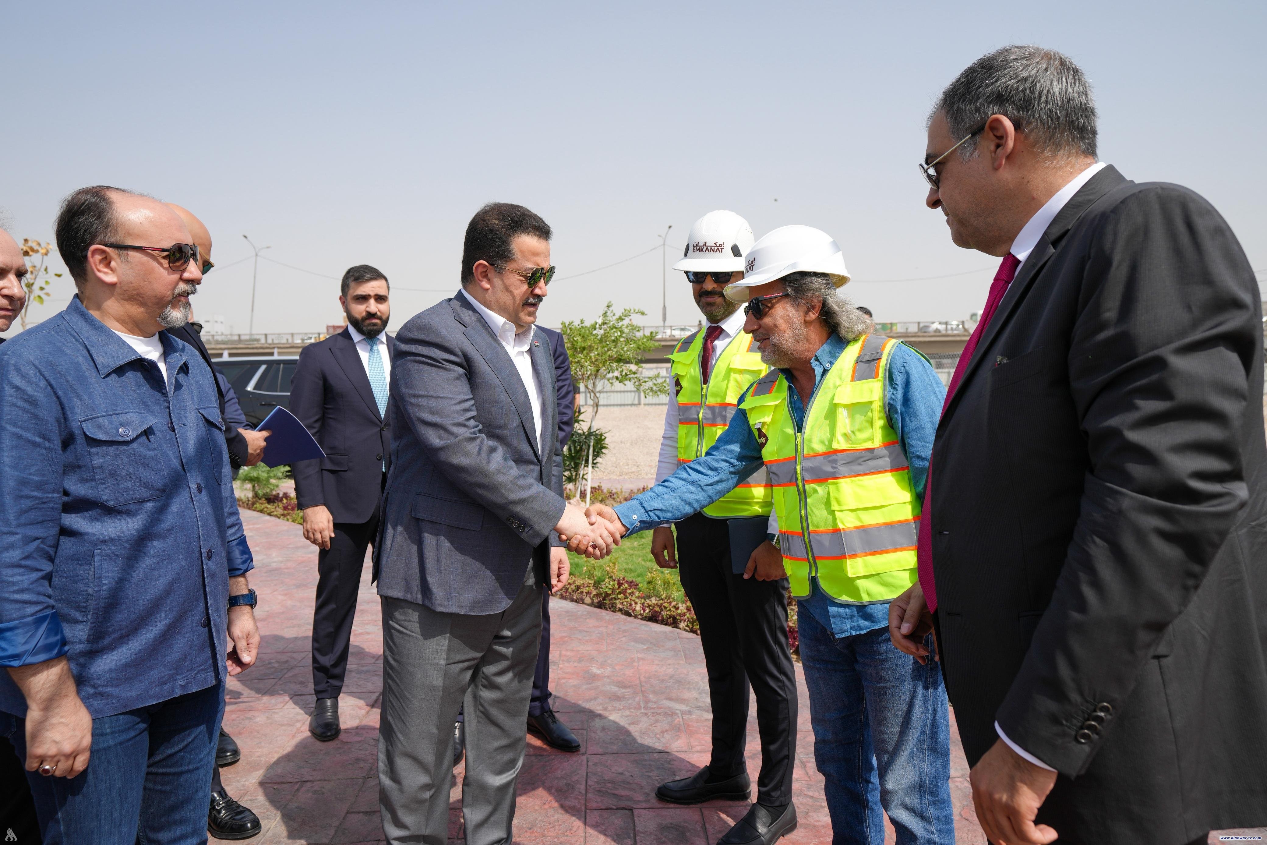 رئيس الوزراء يجري زيارة ميدانية إلى موقع مشروع غابات بغداد المستدامة