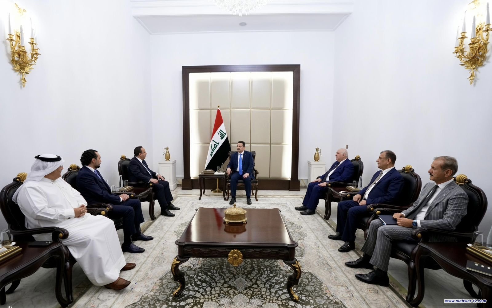 رئيس الوزراء يستقبل وفد اتحاد المصارف العربية