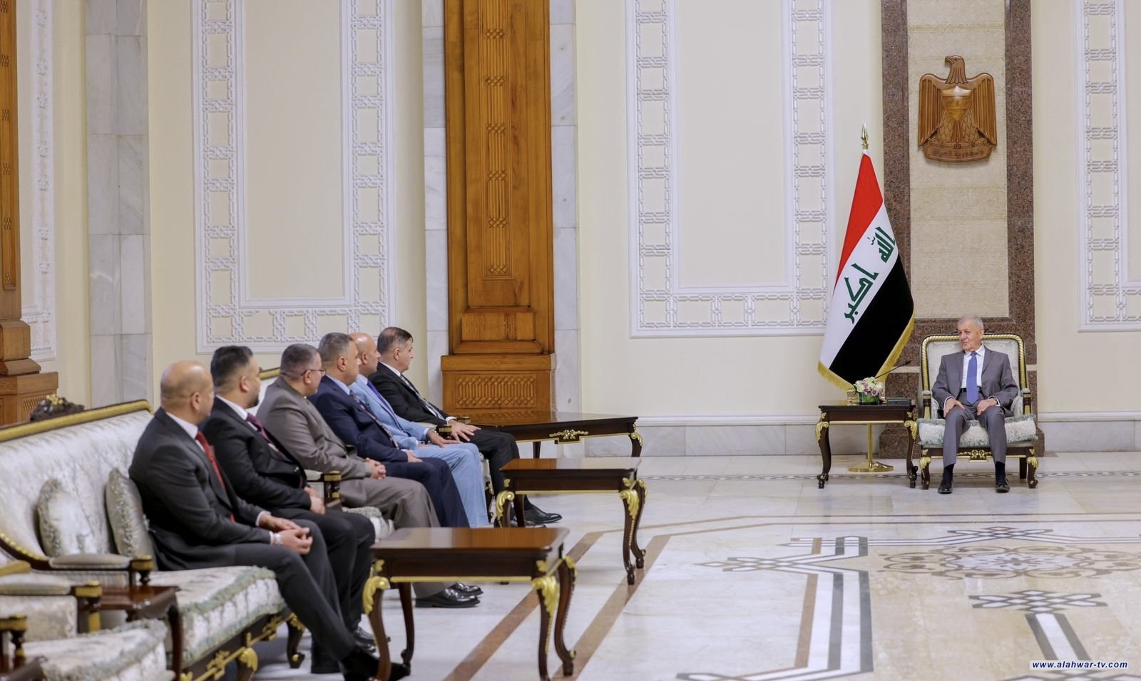 رئيس الجمهورية يؤكد أهمية دور نقابة الاطباء بدعم جهود الحكومة في تحسين الواقع الطبي