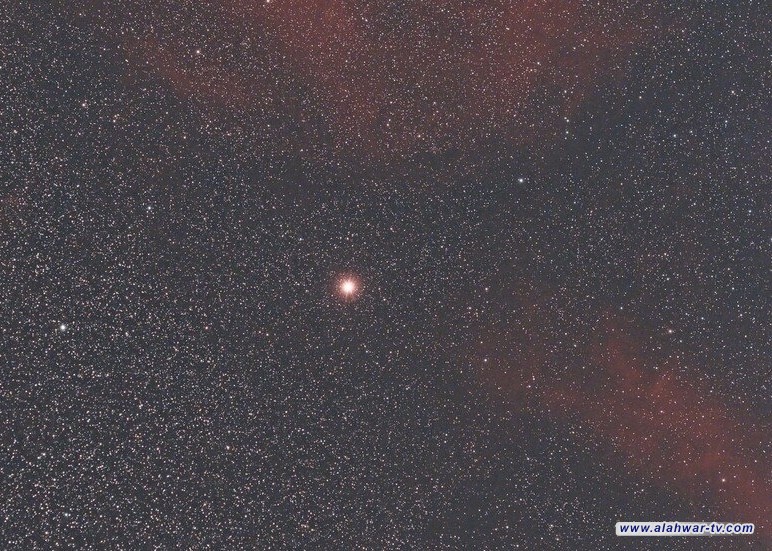 اكتشاف جسم غامض يدور بإيقاع غريب مع نبتون