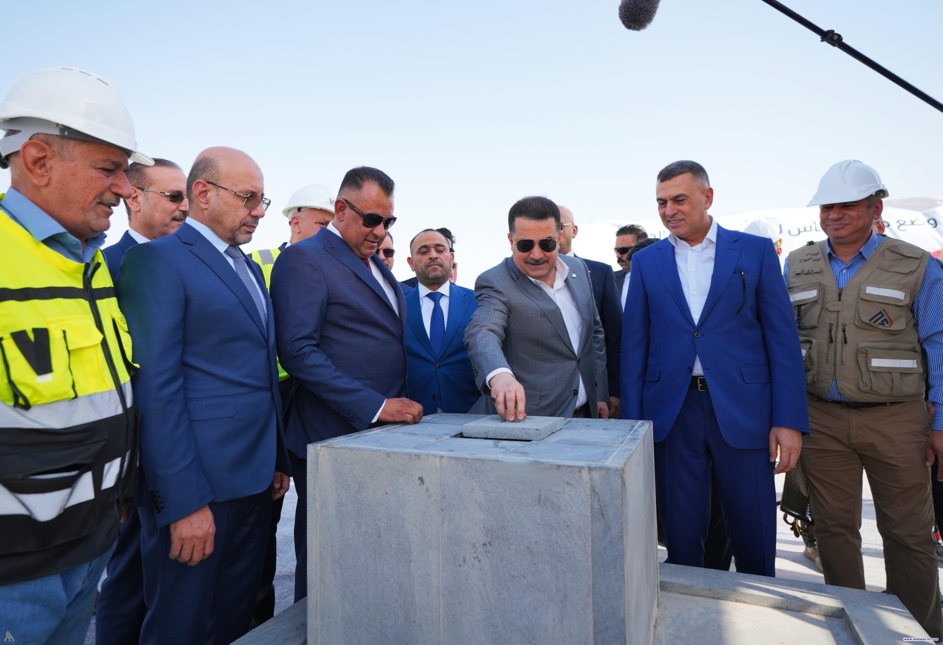 رئيس الوزراء يطلق الأعمال التنفيذية في مشروع الطريق الحلقي بمحافظة البصرة