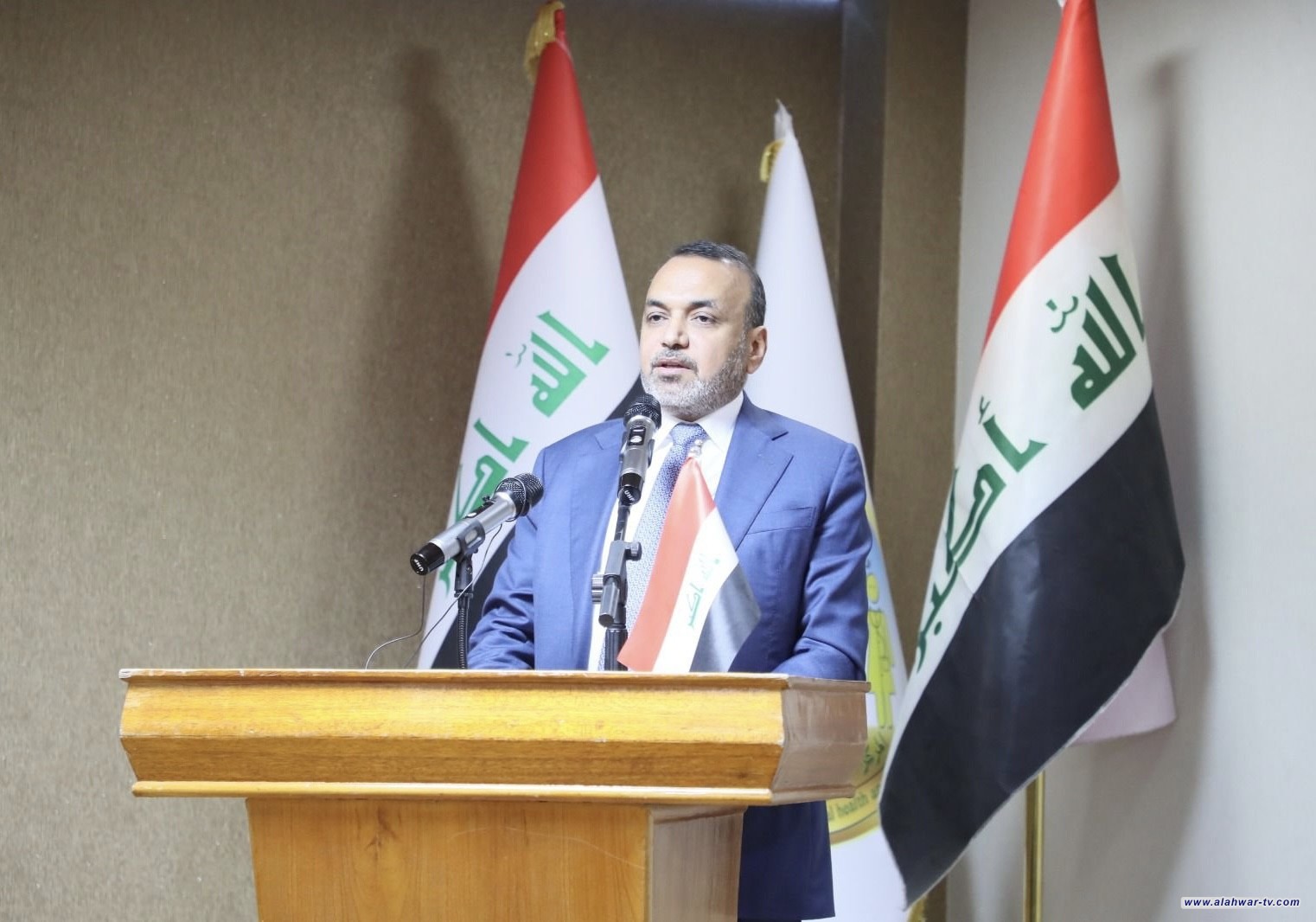 وزير العمل: سنعمل على تشريع قانون خاص بالصحة والسلامة المهنية