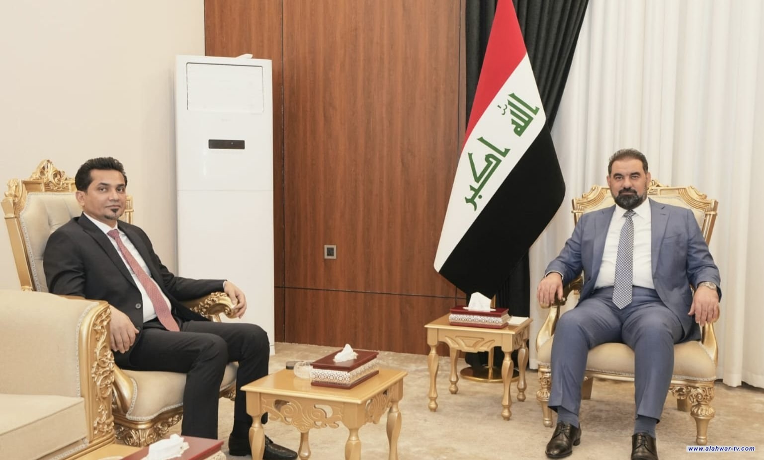 رئيس مجلس النواب ووزير النقل يؤكدان أهمية التعاون بين السلطتين التشريعية والتنفيذية