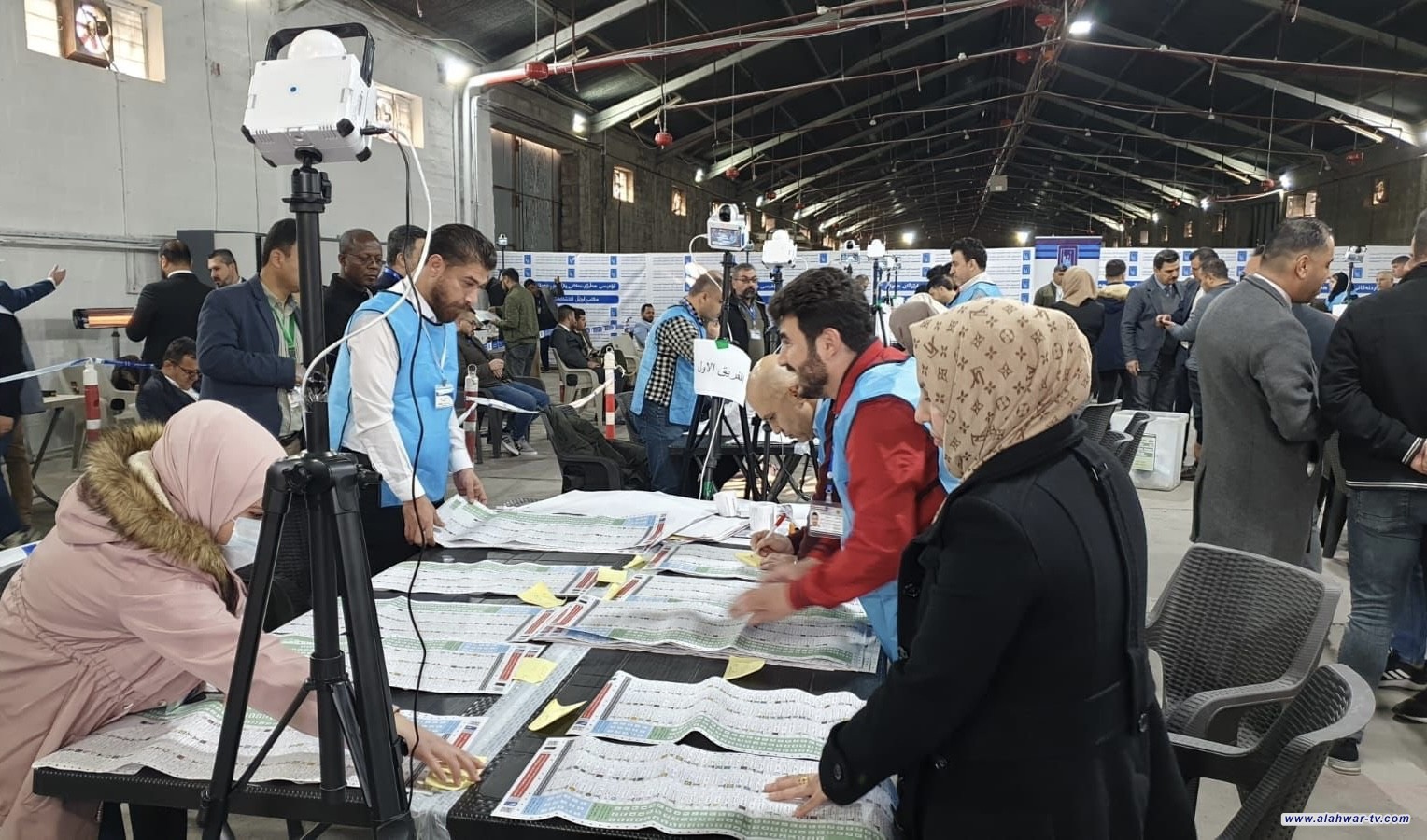 المفوضية: عملية العد والفرز اليدوي مطابقة للنتائج حتى الآن