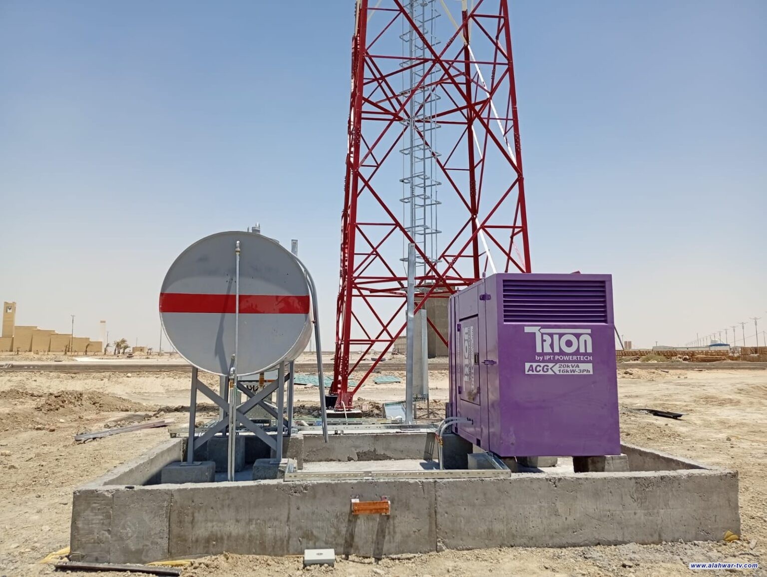 ذي قار: هيئة الإعلام والاتصالات تُنهي نصب برج لضمان تغطية الهاتف النقال في مدينة أور السياحية