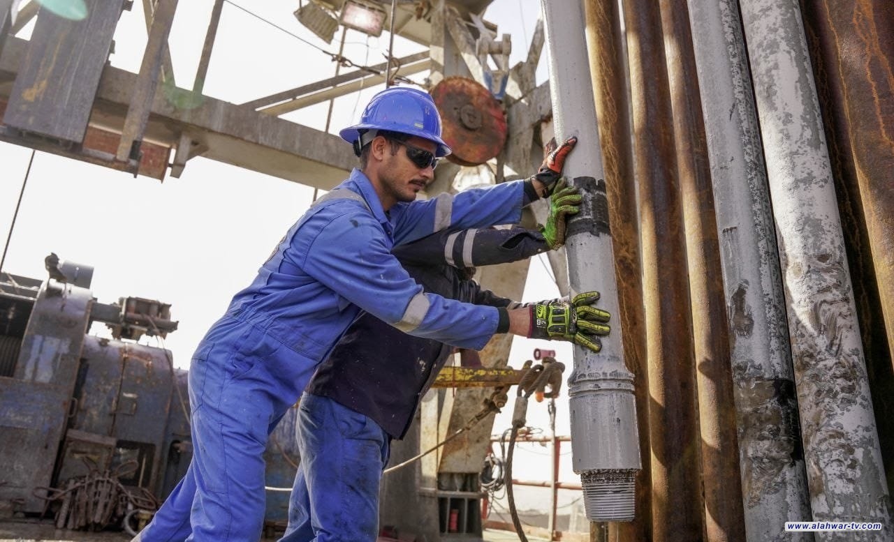 إنجاز حفر واستصلاح 237 بئراً نفطية خلال عام 2025