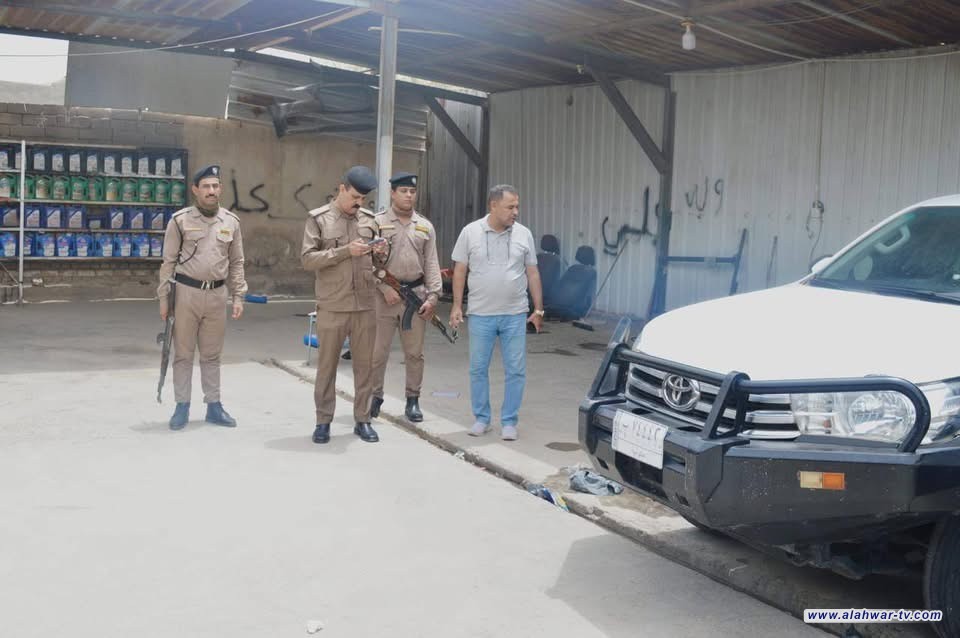 بيئة ذي قار تنفذ كشفاً ميدانياً على محطتين لغسل الزيوت بالتنسيق مع شرطة البيئ