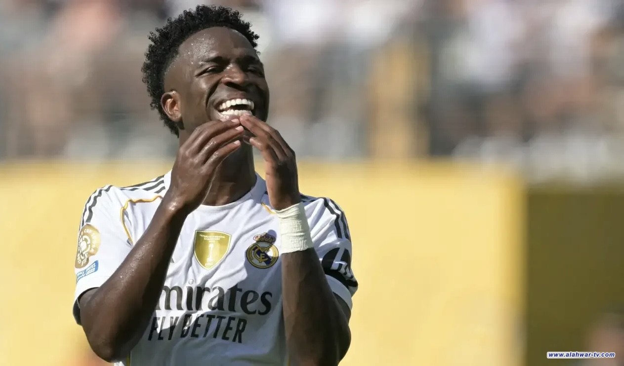 بيريز يختار نجما عالميا لخلافة فينيسيوس