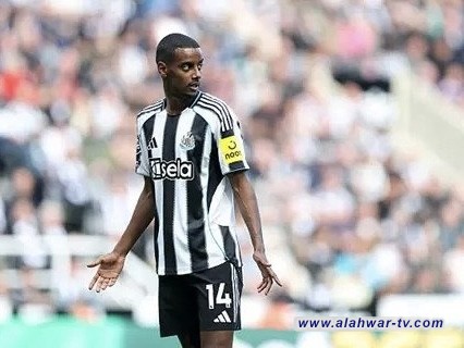 أموال ليفربول ترهق نيوكاسل في ملف إيزاك