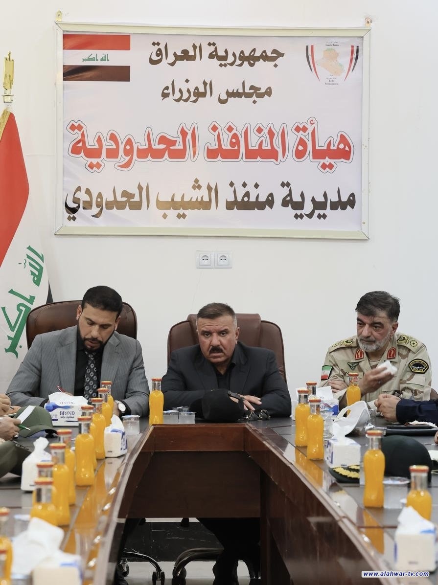 وزير الداخلية يوجه من منفذ الشيب بمراعاة الظروف الجوية وعدم تأخير مرور زائري الأربعينية