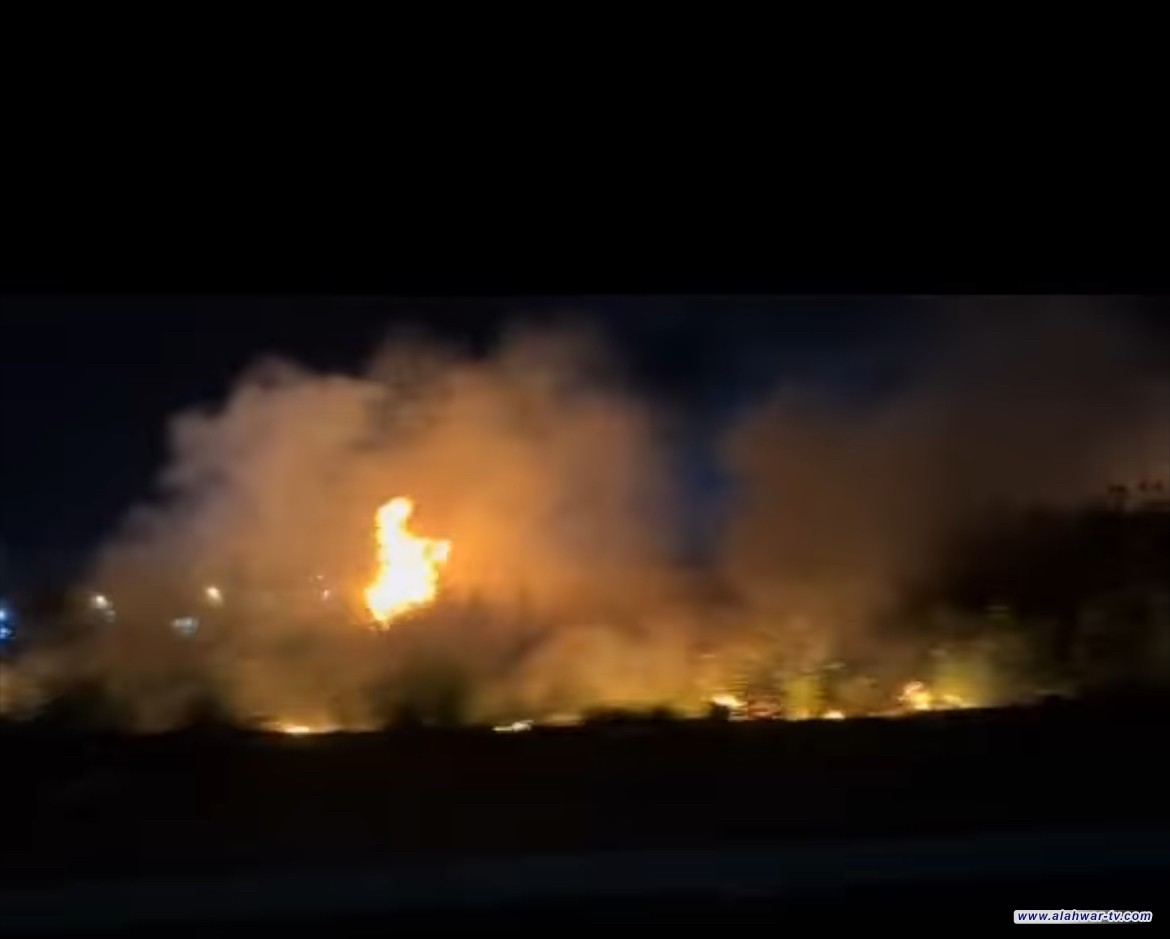 خمسة فرق للدفاع المدني تخمد حريقا نشب بالحي الصناعي في الناصرية