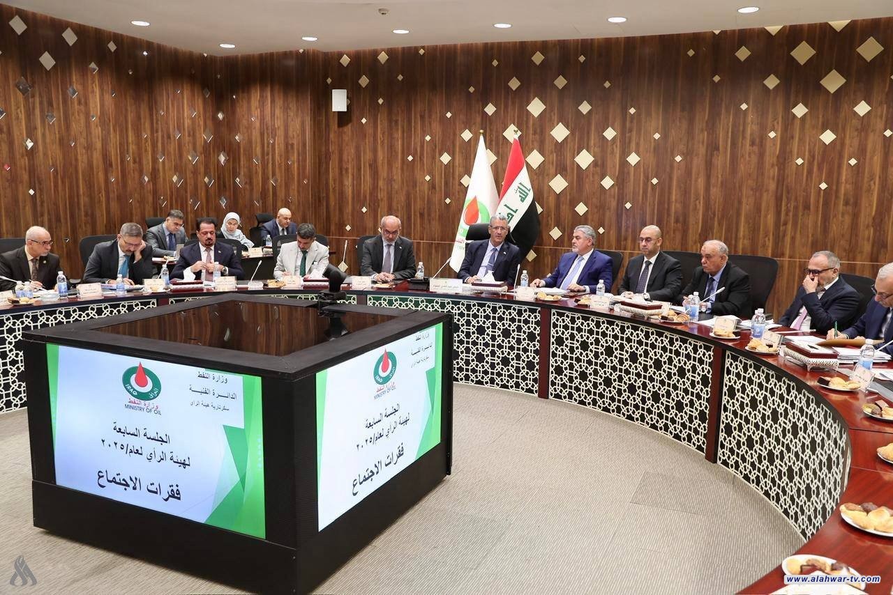 وزير الداخلية يوجه من منفذ الشيب بمراعاة الظروف الجوية وعدم تأخير مرور زائري الأربعينية