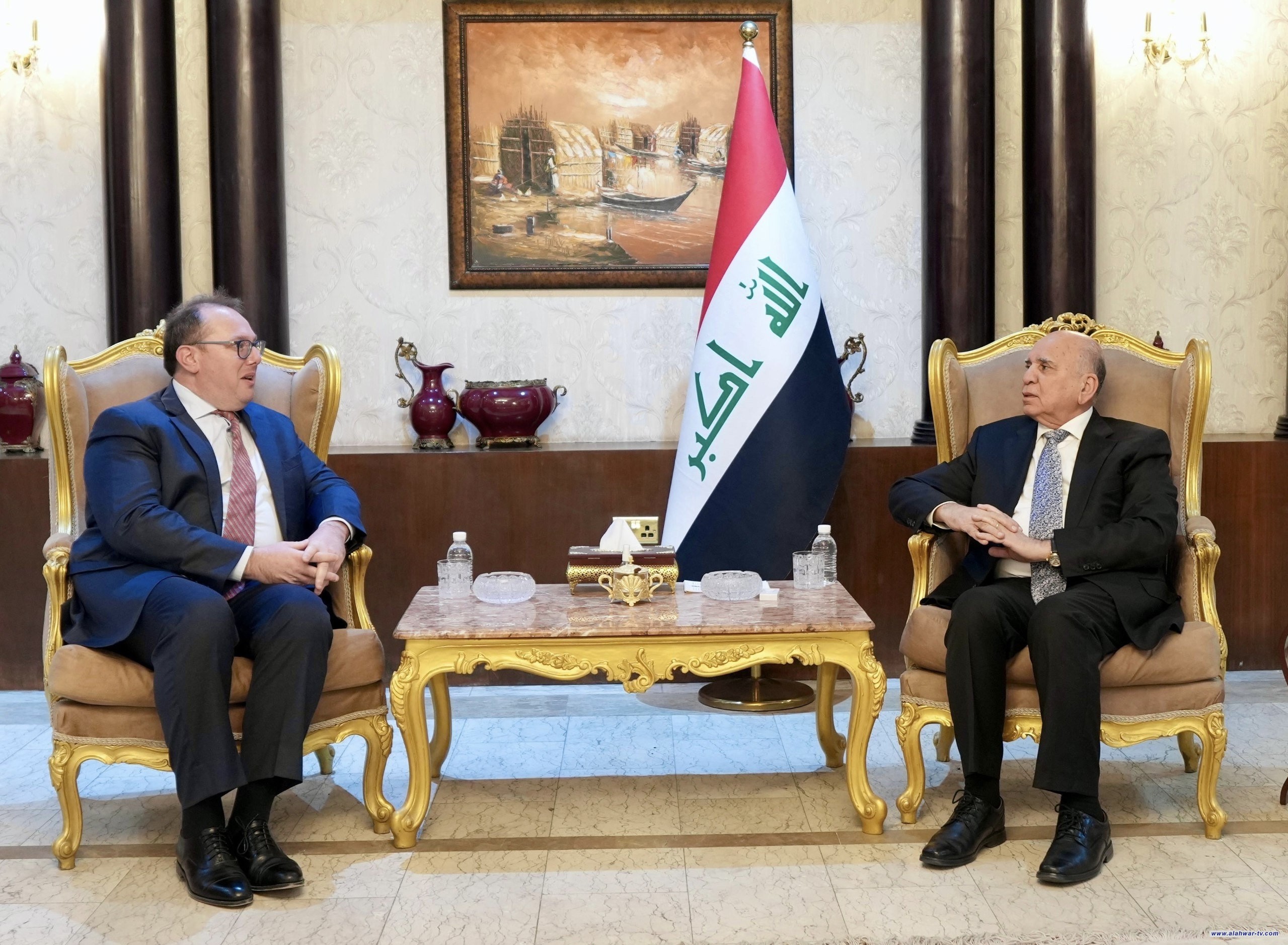 وزير الخارجية والقائم بالأعمالِ الأمريكي يناقشان التوترات في حلب السورية