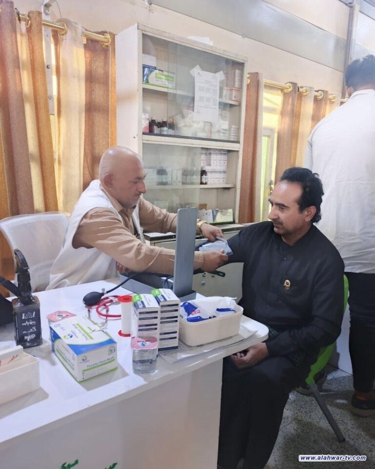 فحص أكثر من 1600 زائر للكشف المبكر عن الضغط والسكري خلال زيارة الأربعين في الناصرية