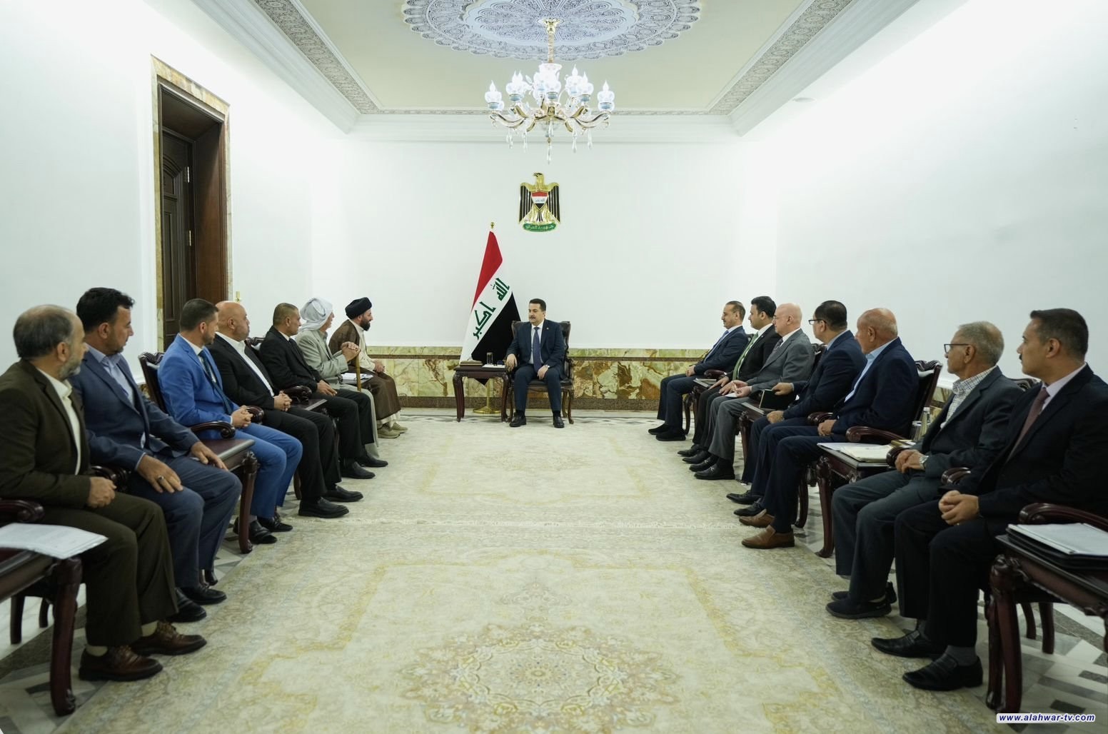 رئيس الوزراء يستقبل ممثلين عن أبناء المكون التركماني من أهالي محافظة كركوك