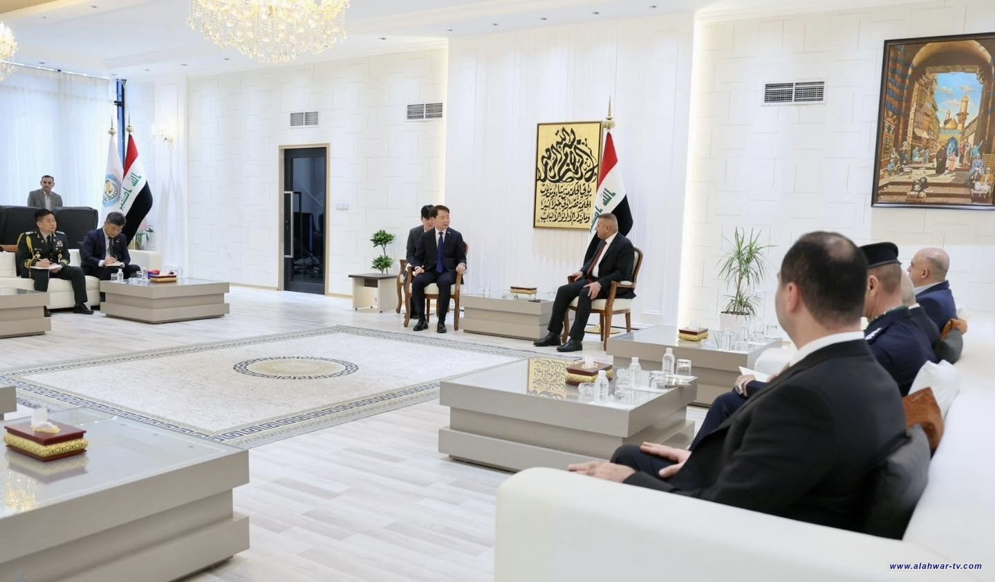 وزير الداخلية يناقش مع شركة كورية الحصول على طائرات مروحية لإخماد الحرائق والإنقاذ