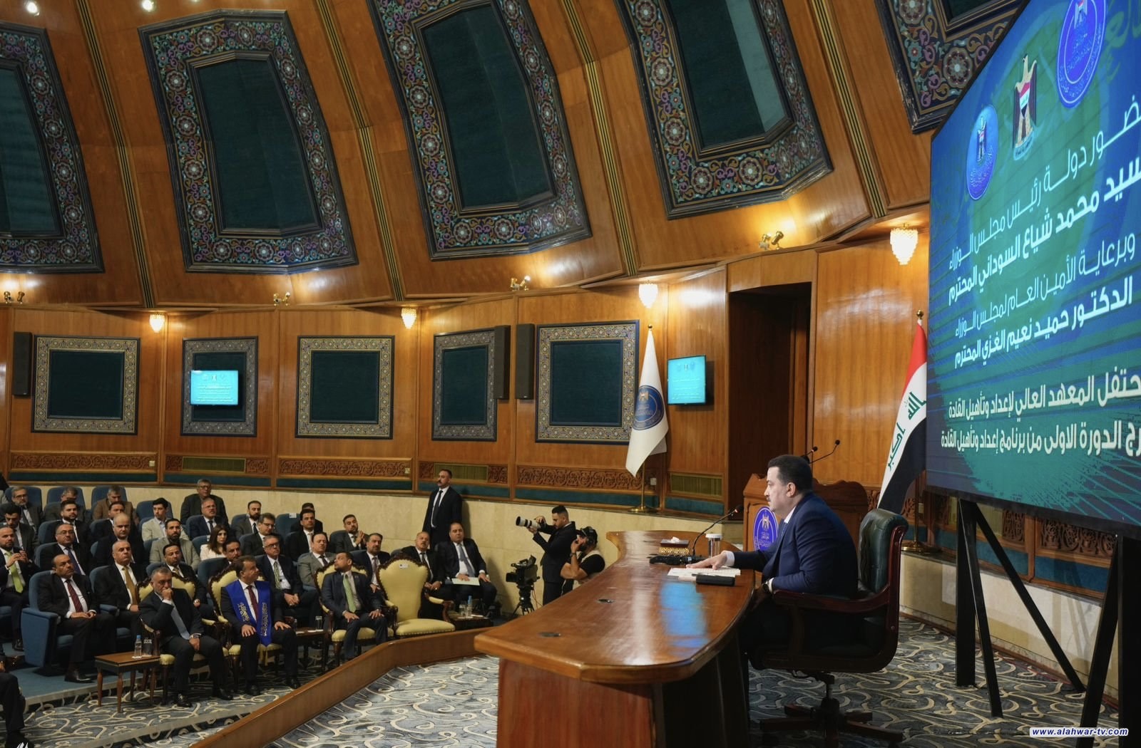 رئيس الوزراء: الحكومة جادة برؤيتها في مجال التدريب وتطوير القابليات والقدرات