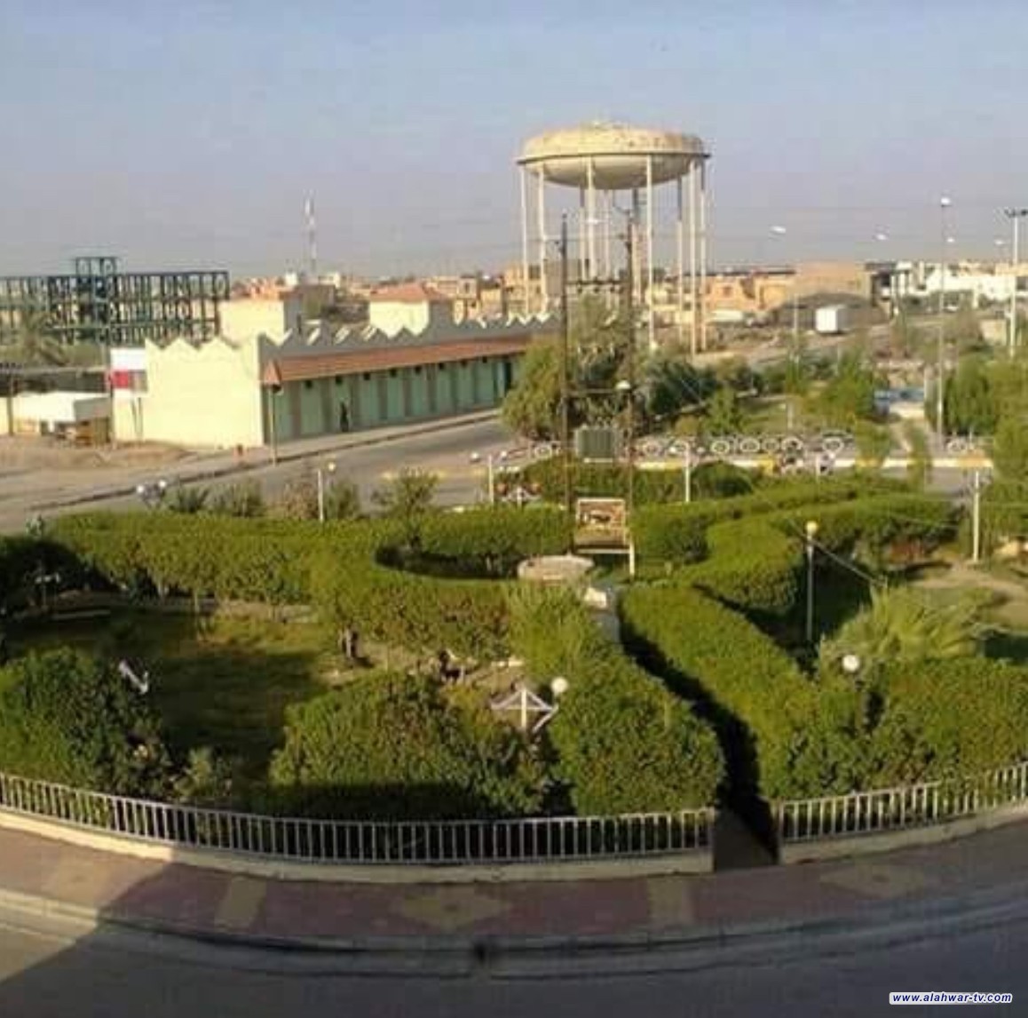 حاولت خنقه بـ[حبل].. امراة تعتدي على صاحب محل موبايلات في الرفاعي