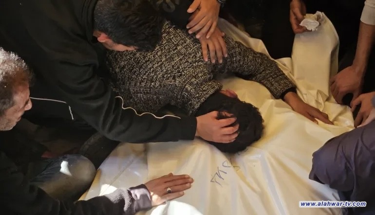 15 شهيداً في غزة منذ صباح اليوم مع استمرار القصف الصهيوني