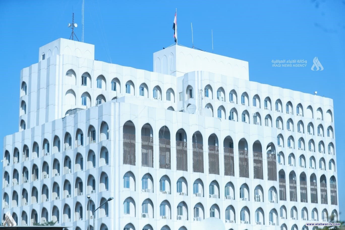 وزارة الخارجية تصدر توضيحاً بشأن قائمة السفراء