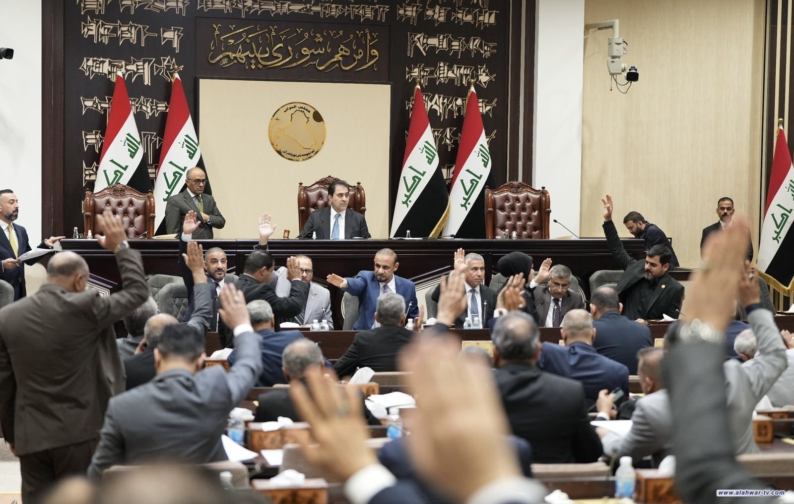مجلس النواب يرفع جلسته بعد التصويت على رئيسي مجلس الدولة والخدمة الاتحادي